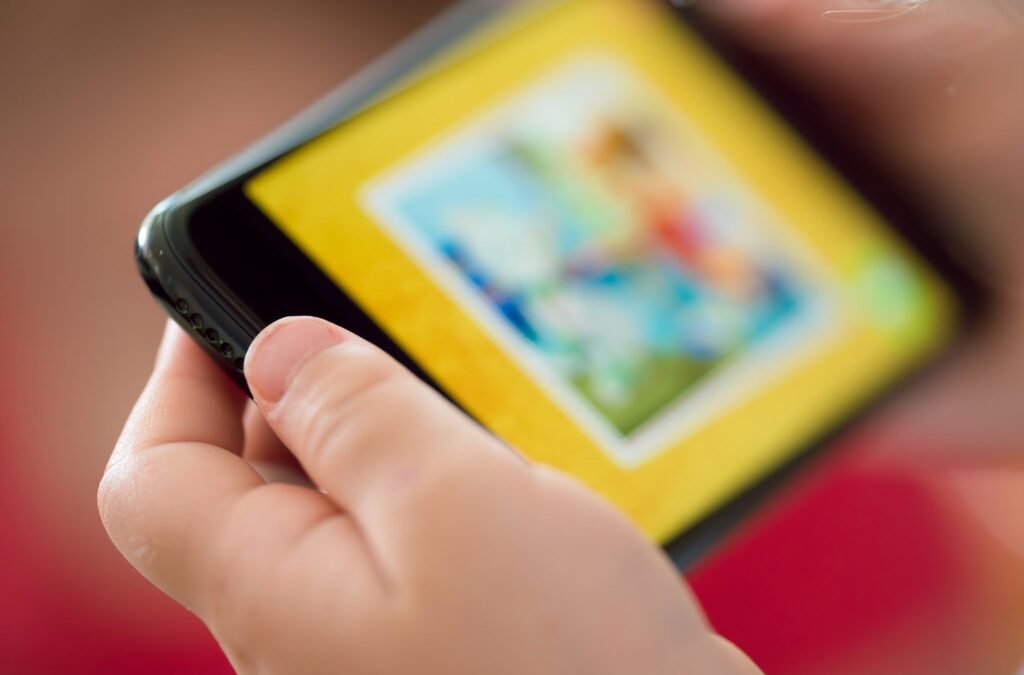 Screen Use Tied to Children’s Brain Development